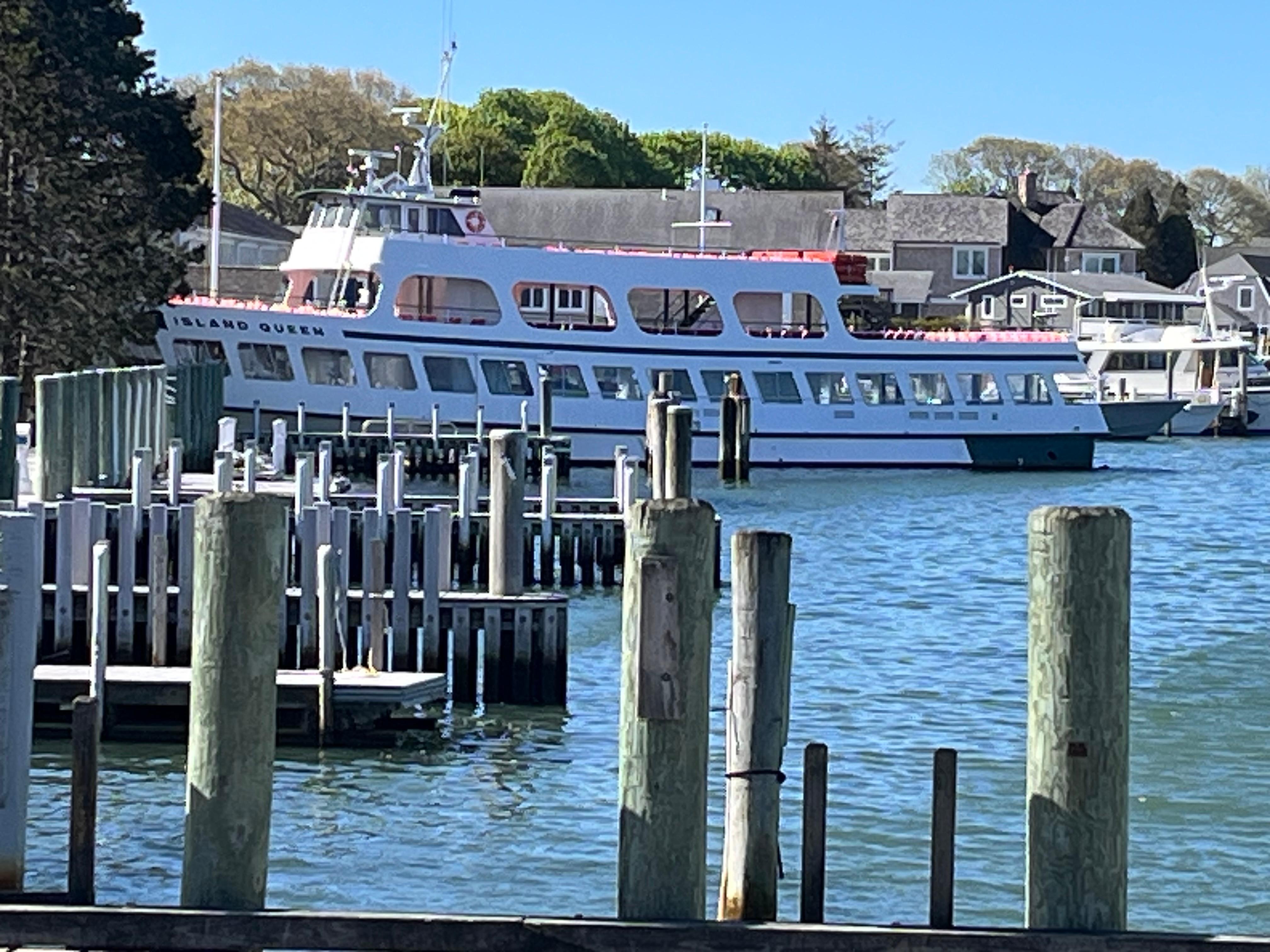 Very nice to know that you can take the ferry from right across the street seasonally (I think it starts in May 22).