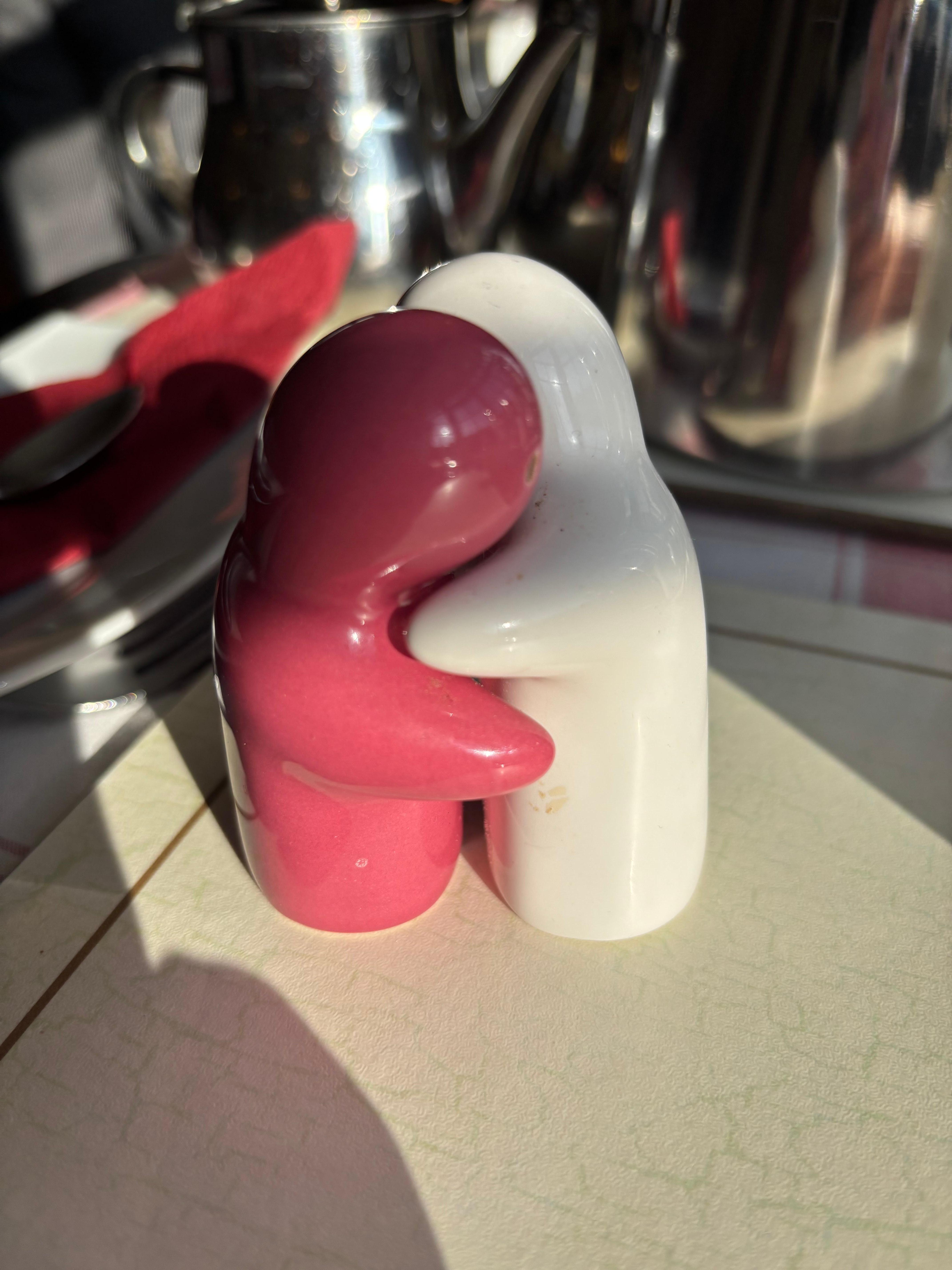 Salt and pepper shaker