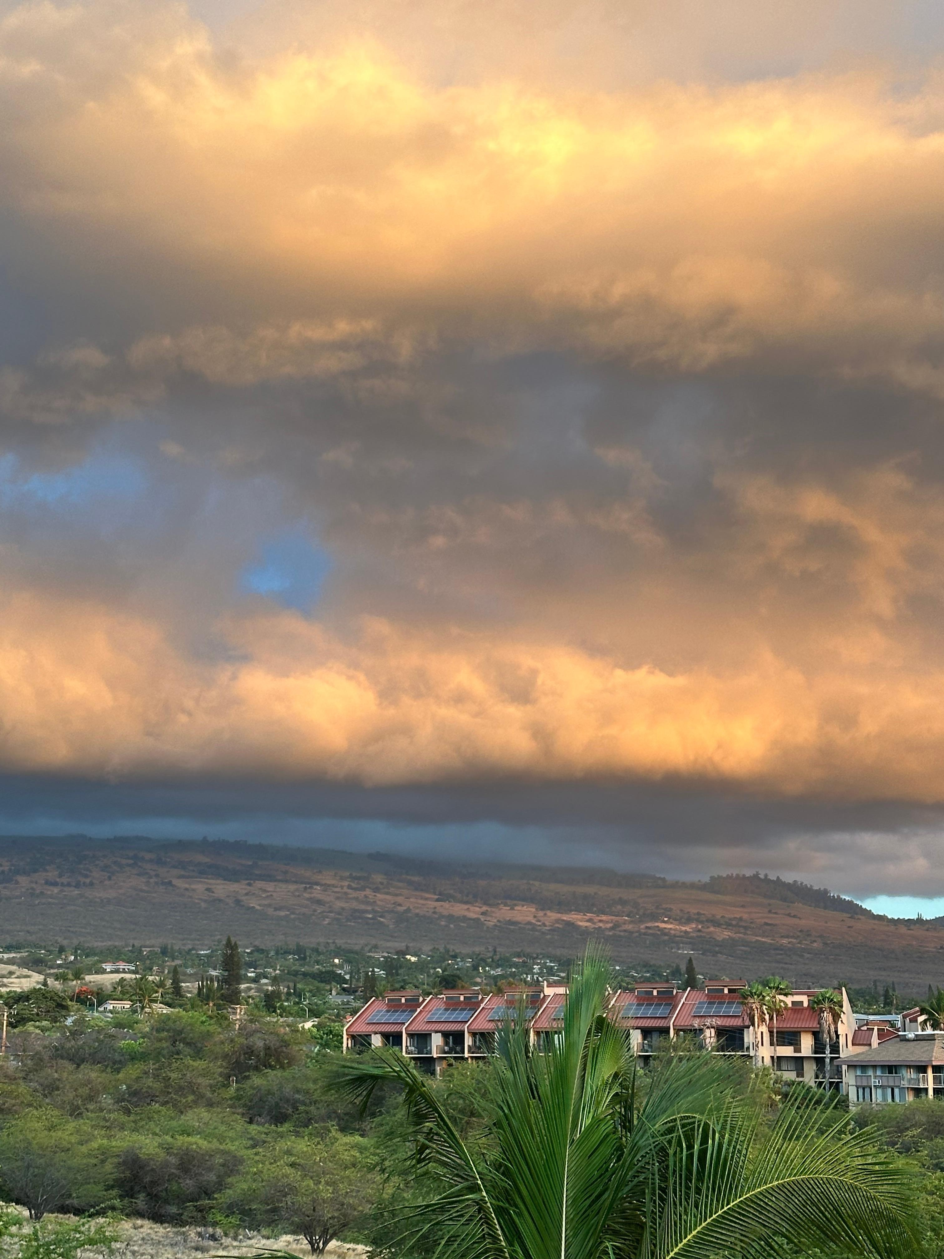 Mountain view and sunset from lanai