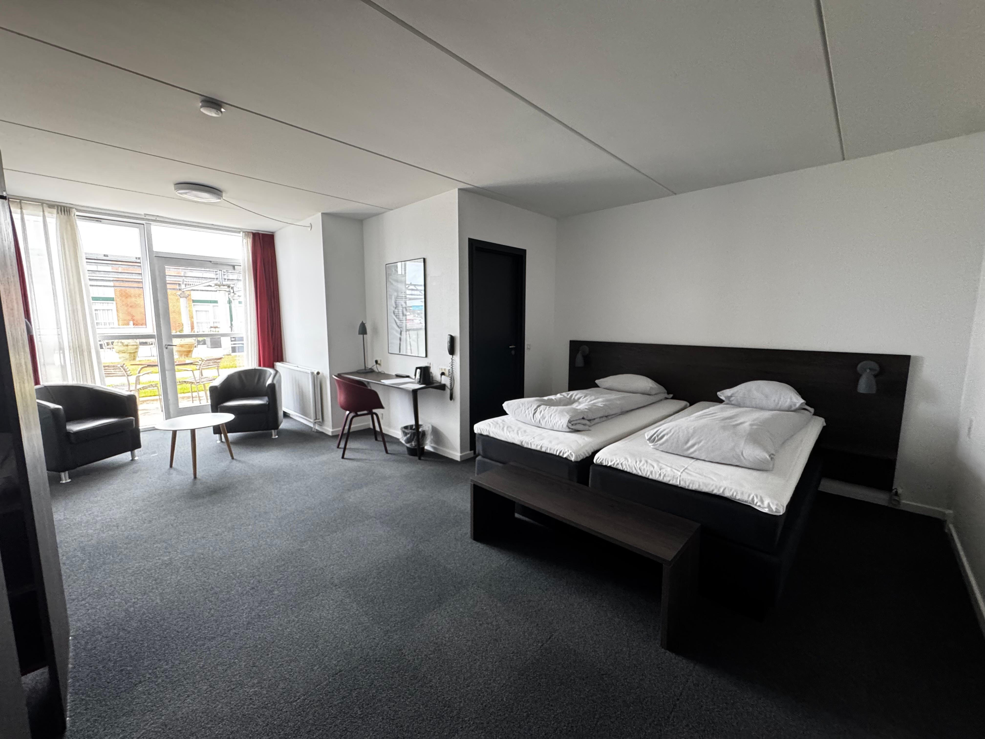 Een zeer ruime kamer
