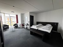 Een zeer ruime kamer