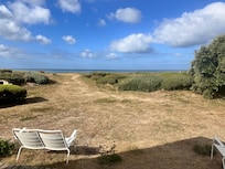 À la vue de notre petite terrasse 😊