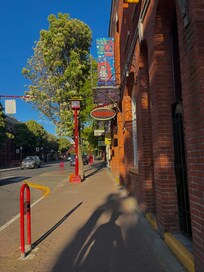 Shops and market near by