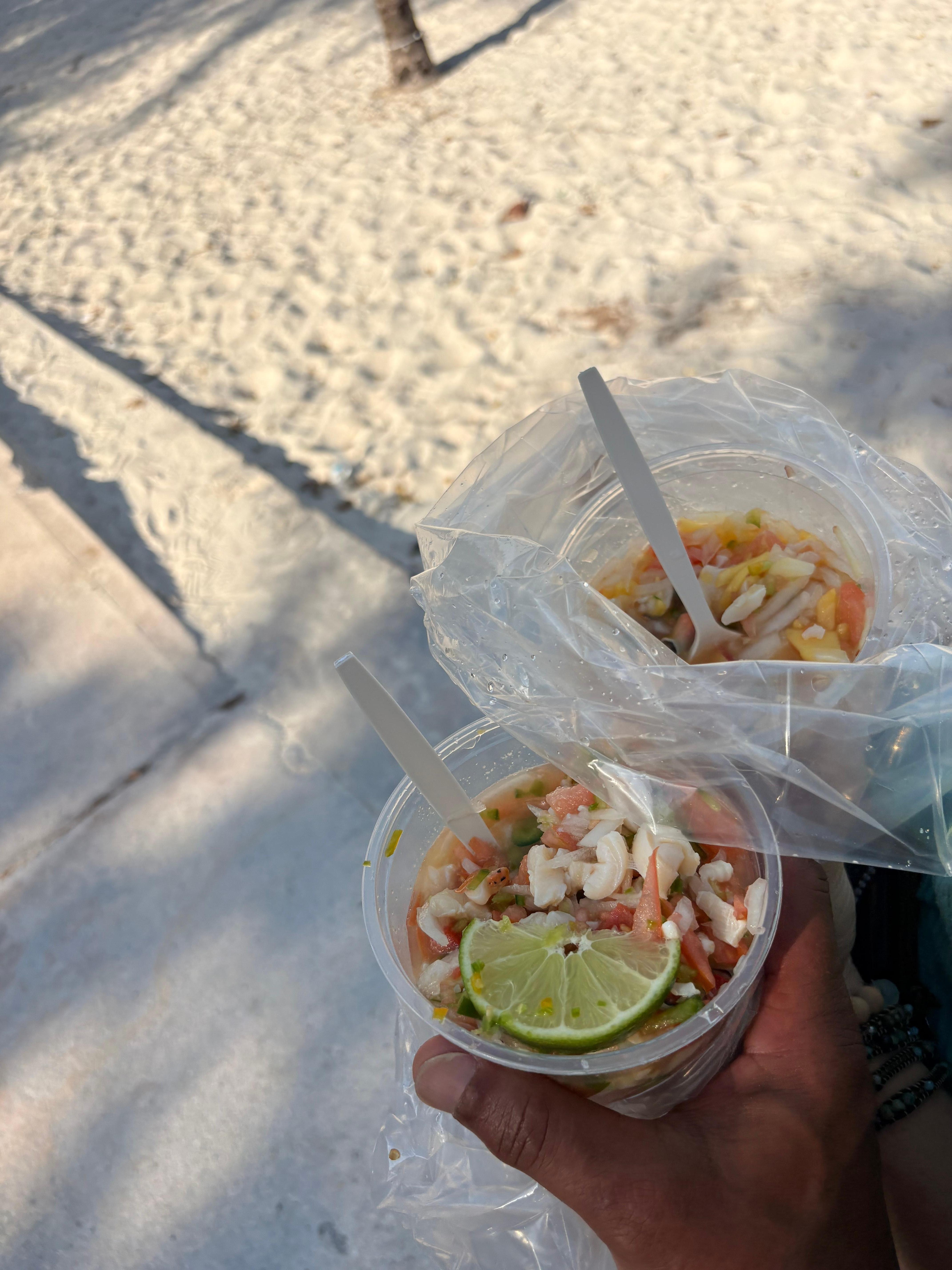 Fort Montague, fish market red umbrella 