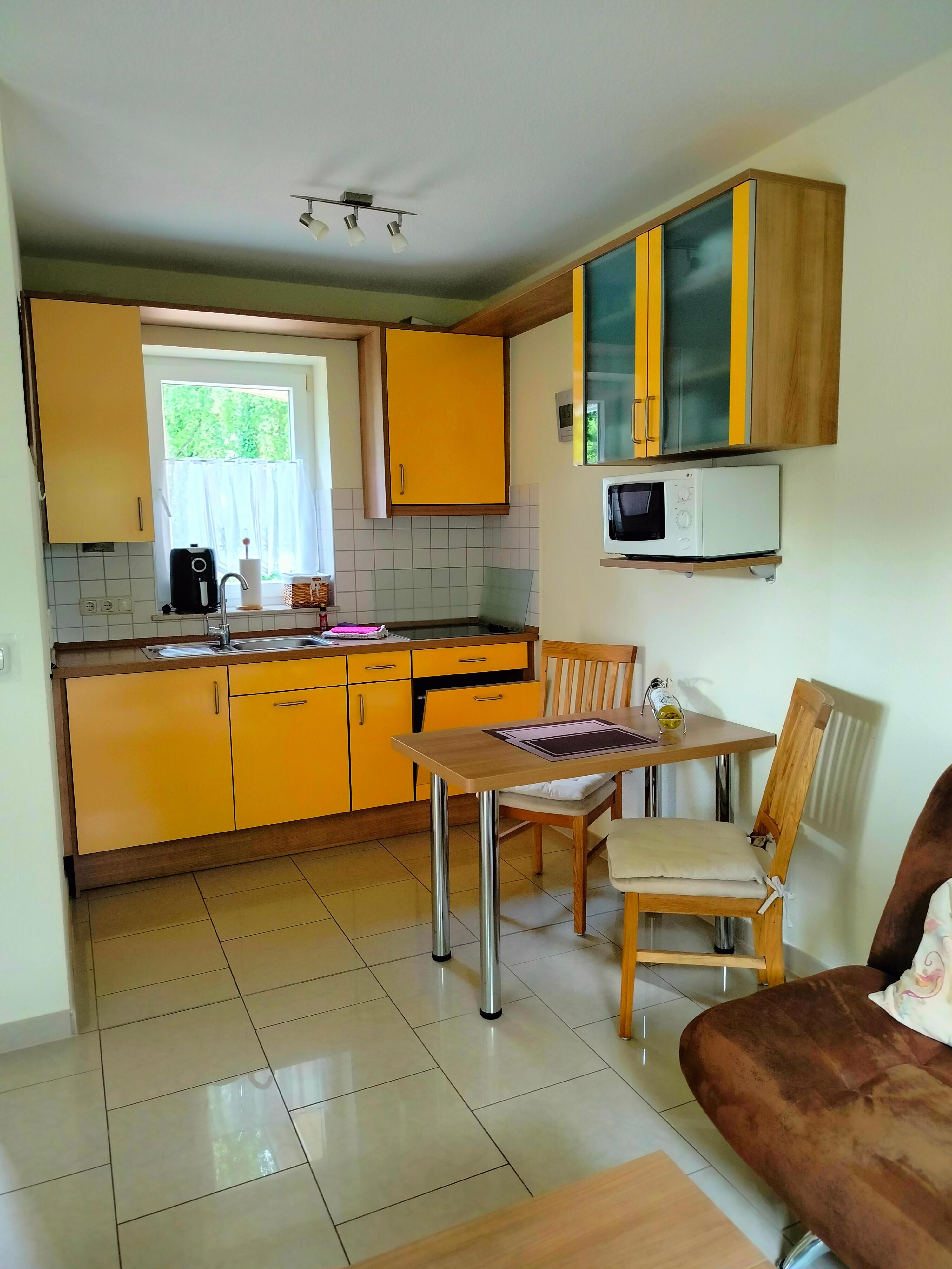 Küche und Essbereich