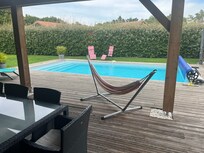 beheizter, sehr großer Pool