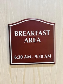 Breakfast hours