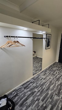 Hanging rack - no wardrobe