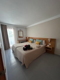 Quartona