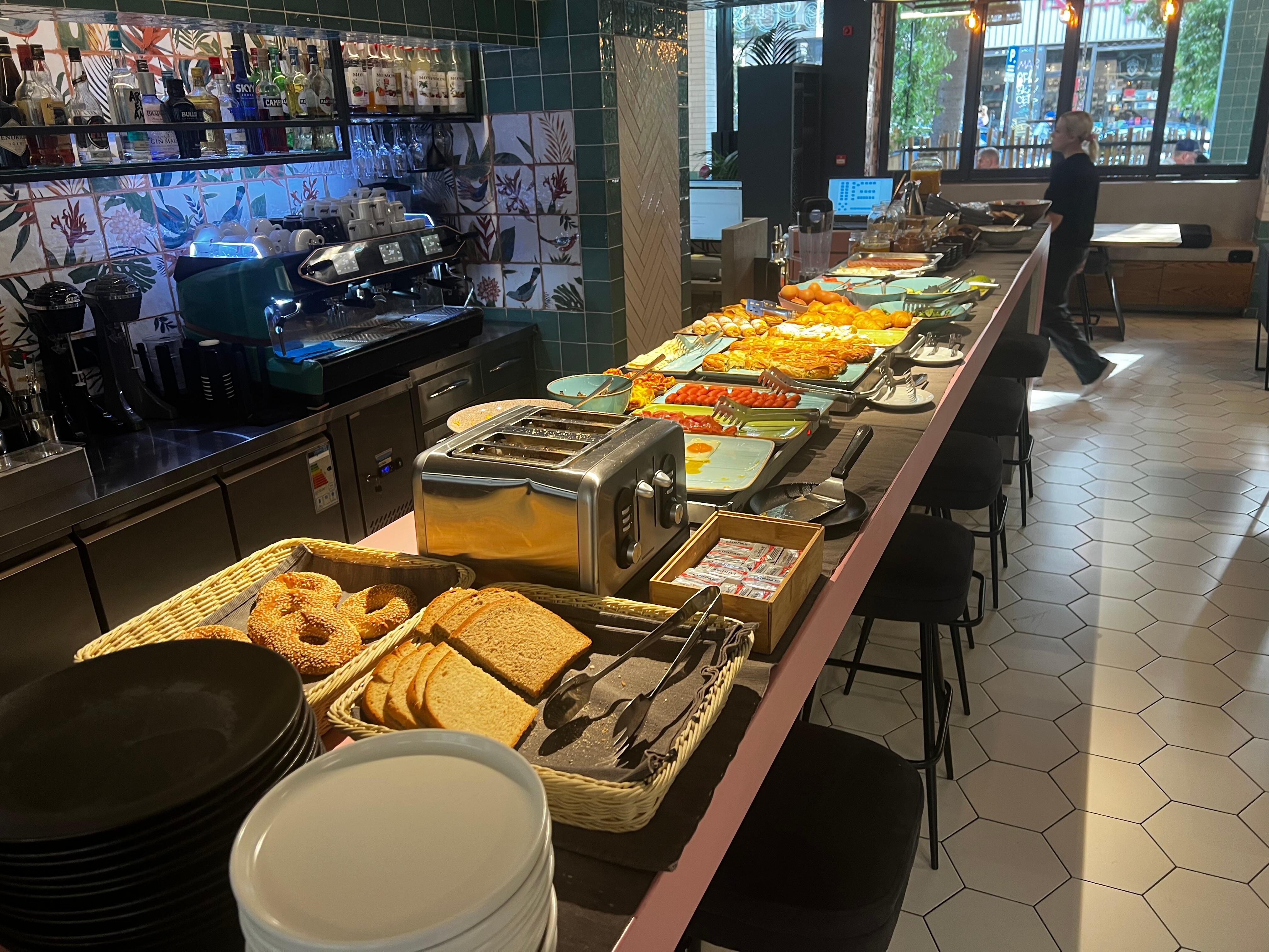 Breakfast buffet