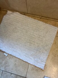 Other dirty bath mat