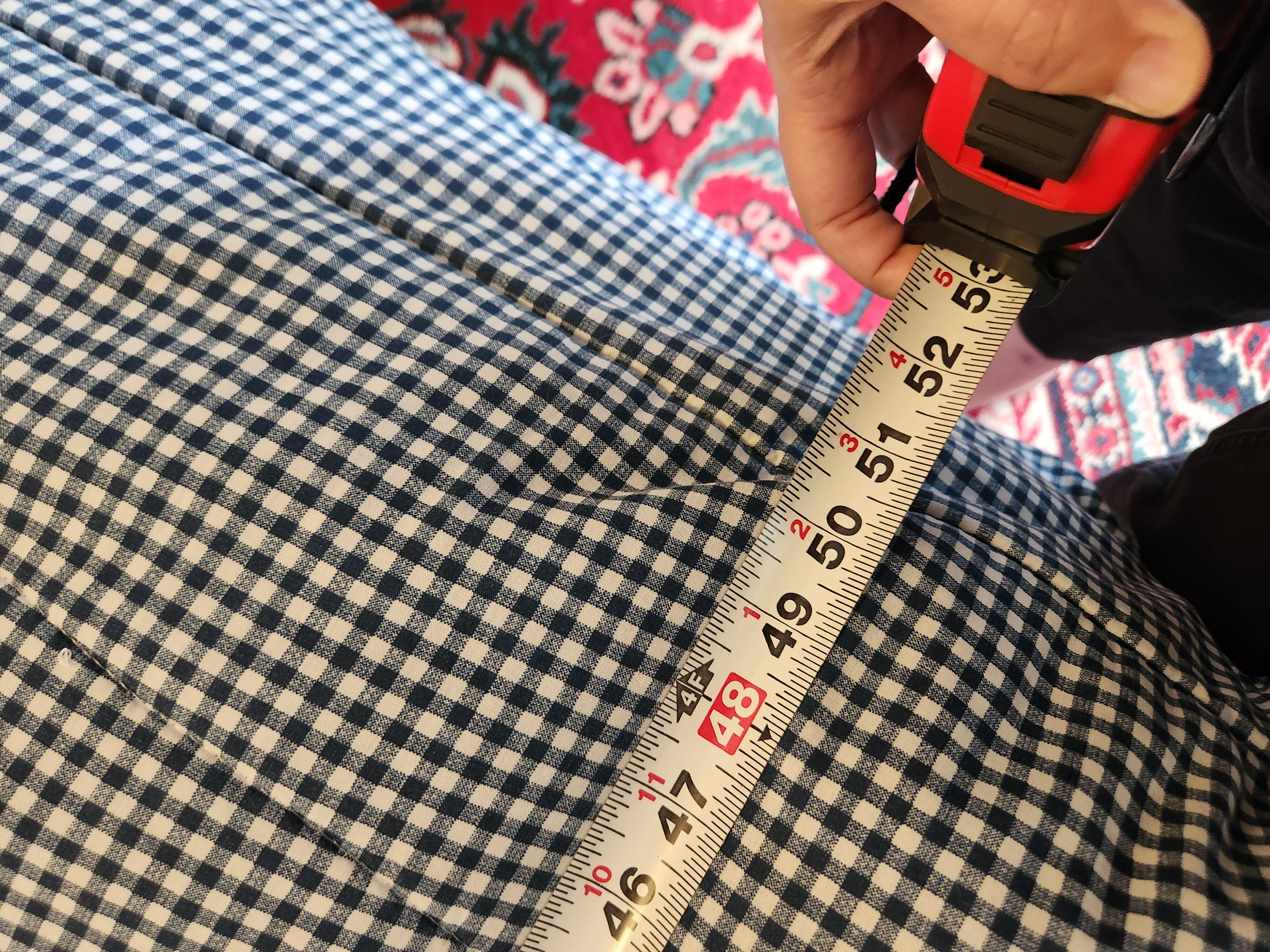 measured the FULL size beds- not queen size. This shows the width.