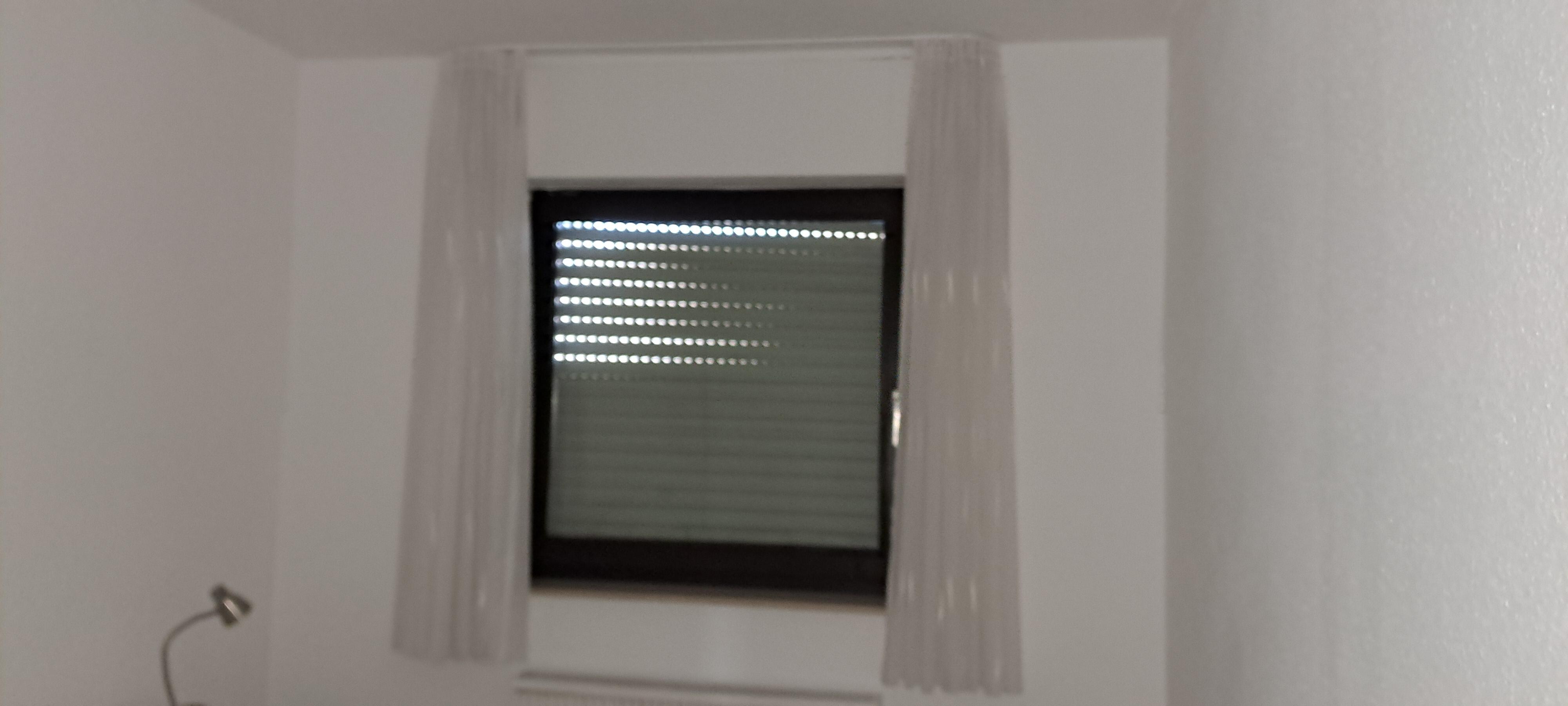 Der nicht schlieĂende Rolladen im Schlafzimmer