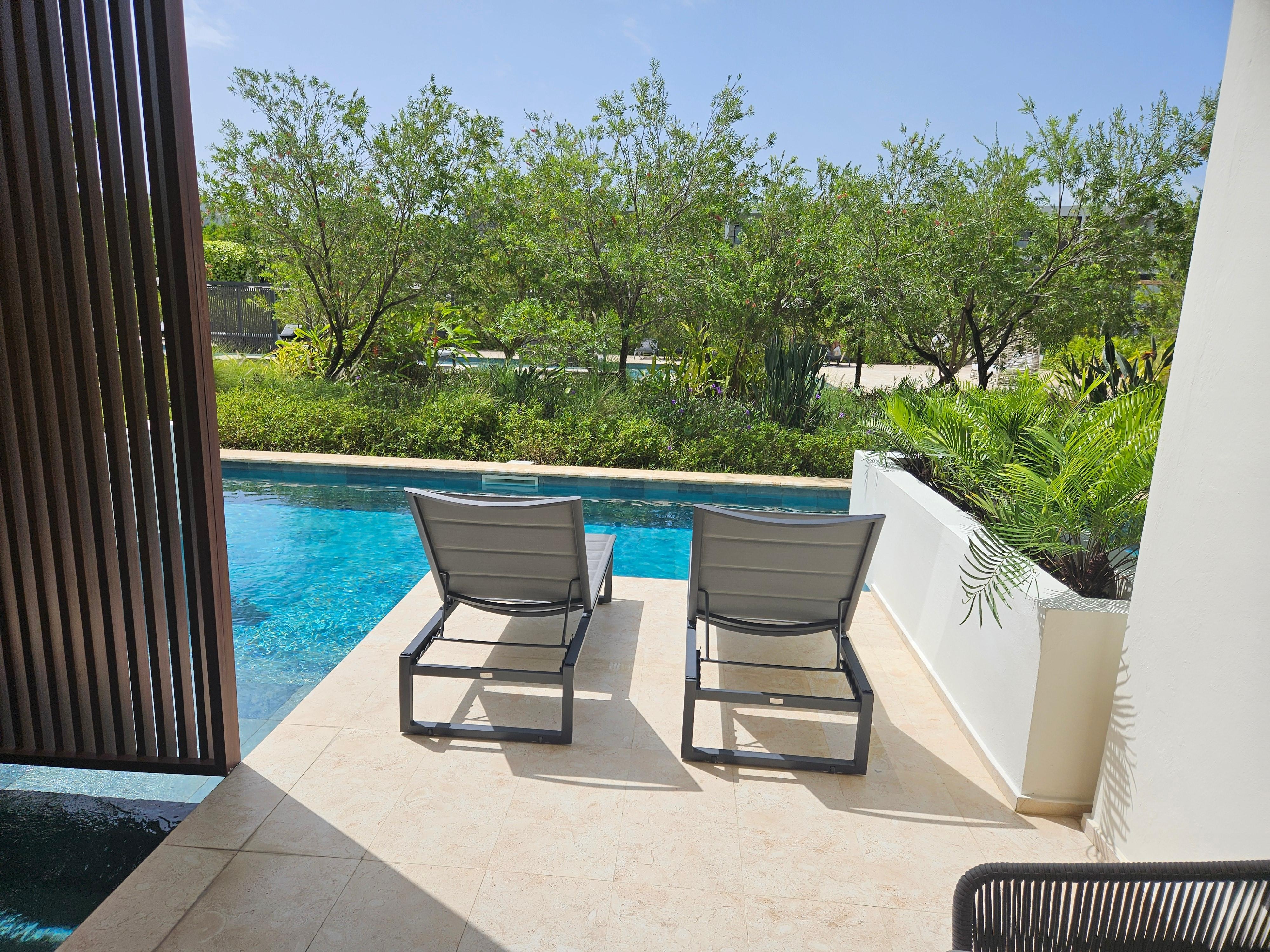 Private suite pool. This and Confesor saved our vacation.
