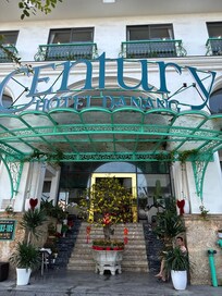 ちょうど旧正月の飾り付けでした、