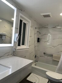 Nice looks newly renovated but poor design the tub was extremely low.