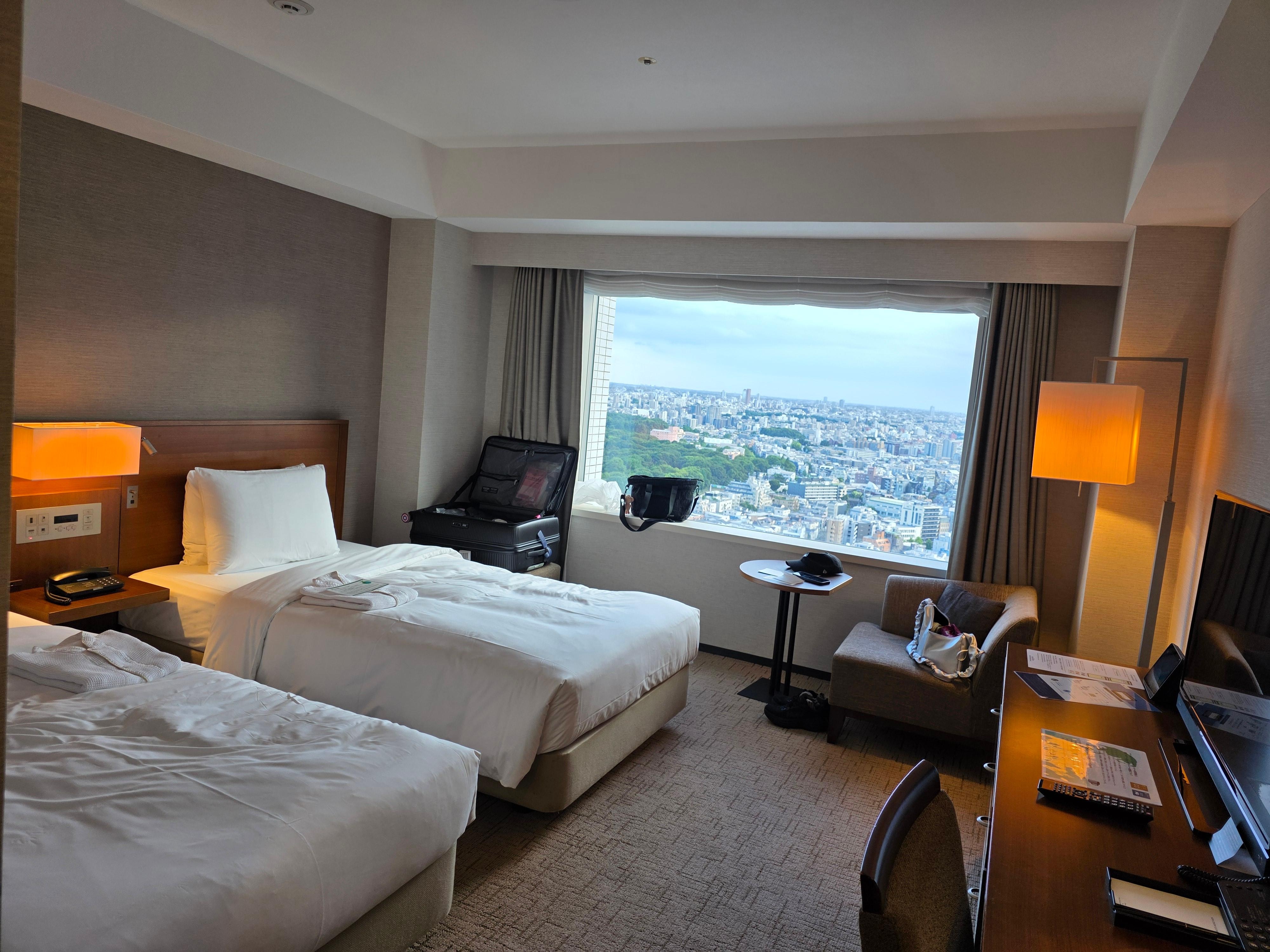 床很大，空間很濶