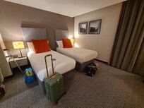 Twin accessible room