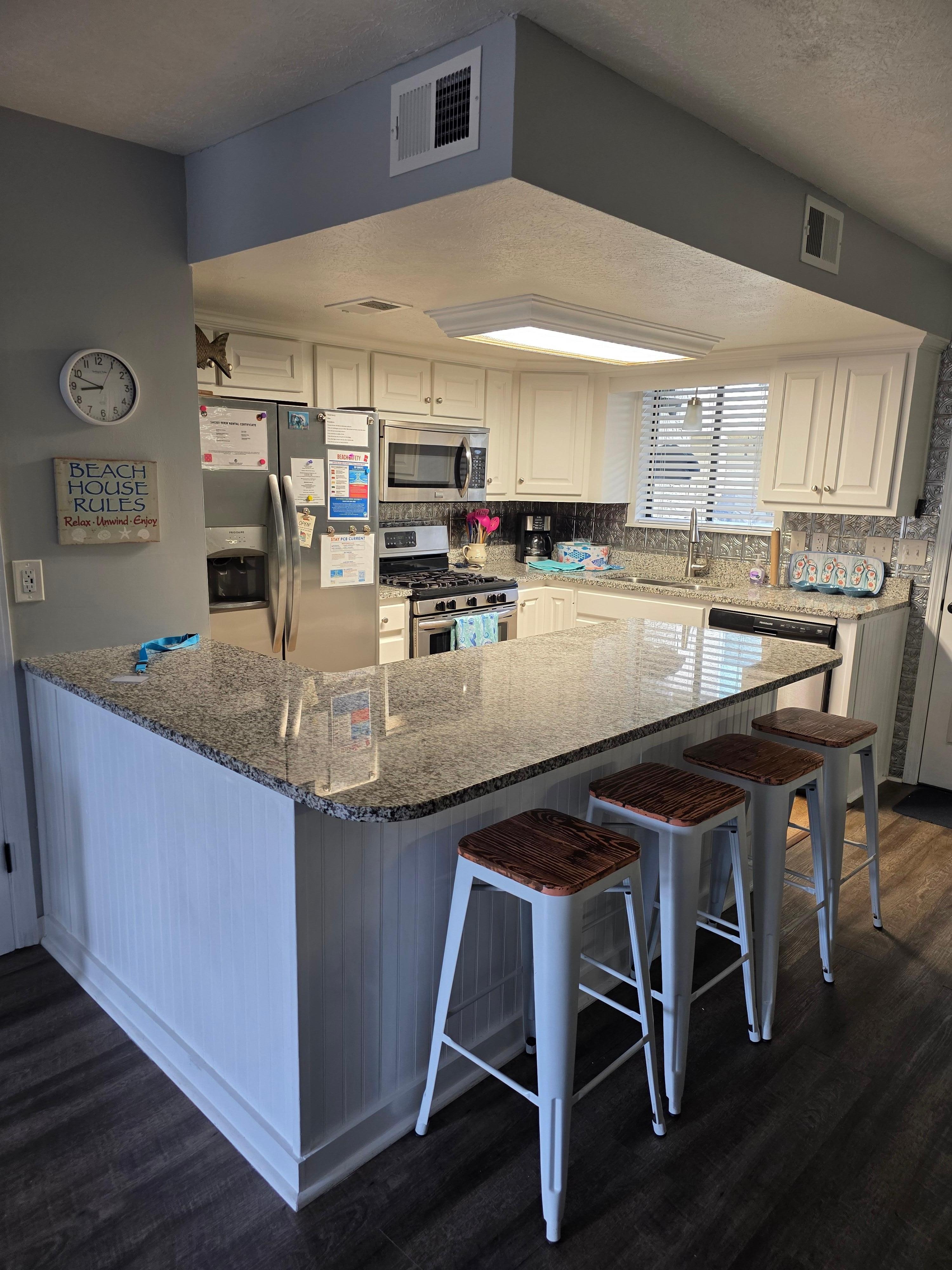 Beautiful well equipped kitchen!