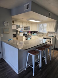 Beautiful well equipped kitchen!