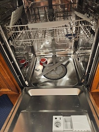 No bottom rack in dishwasher