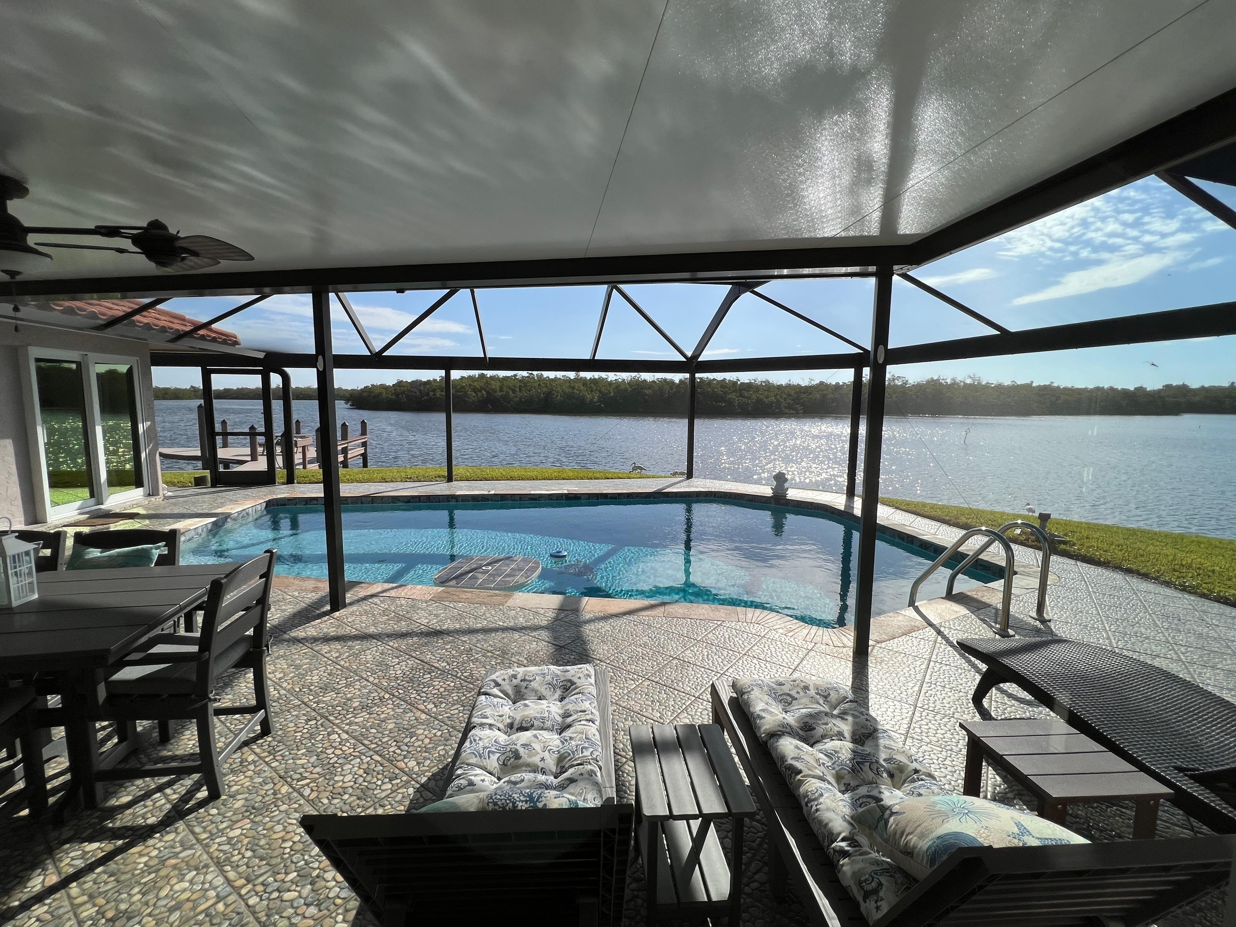 Thoroughly enjoyed the outdoor living space with and excellent view!