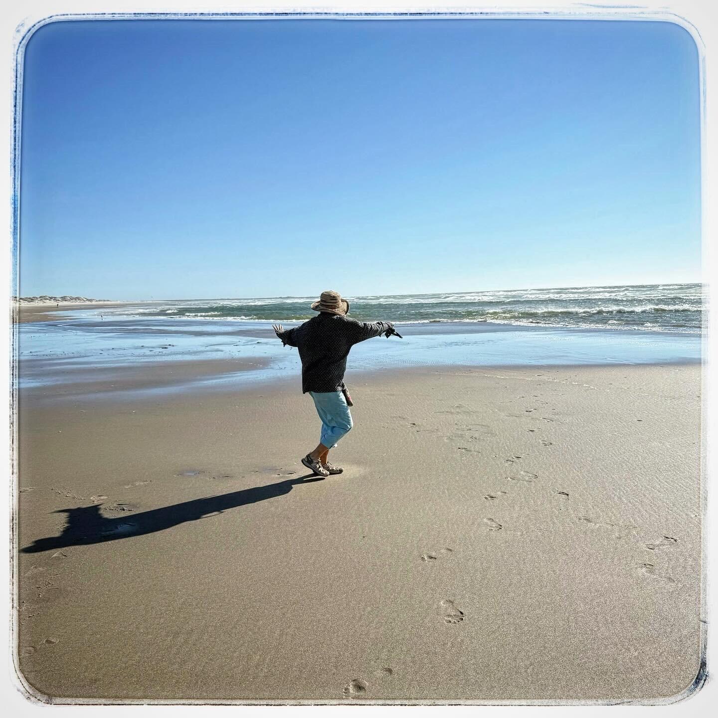 Hecate beach 7 minutes by car