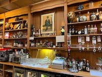 The bar is so cute!!
