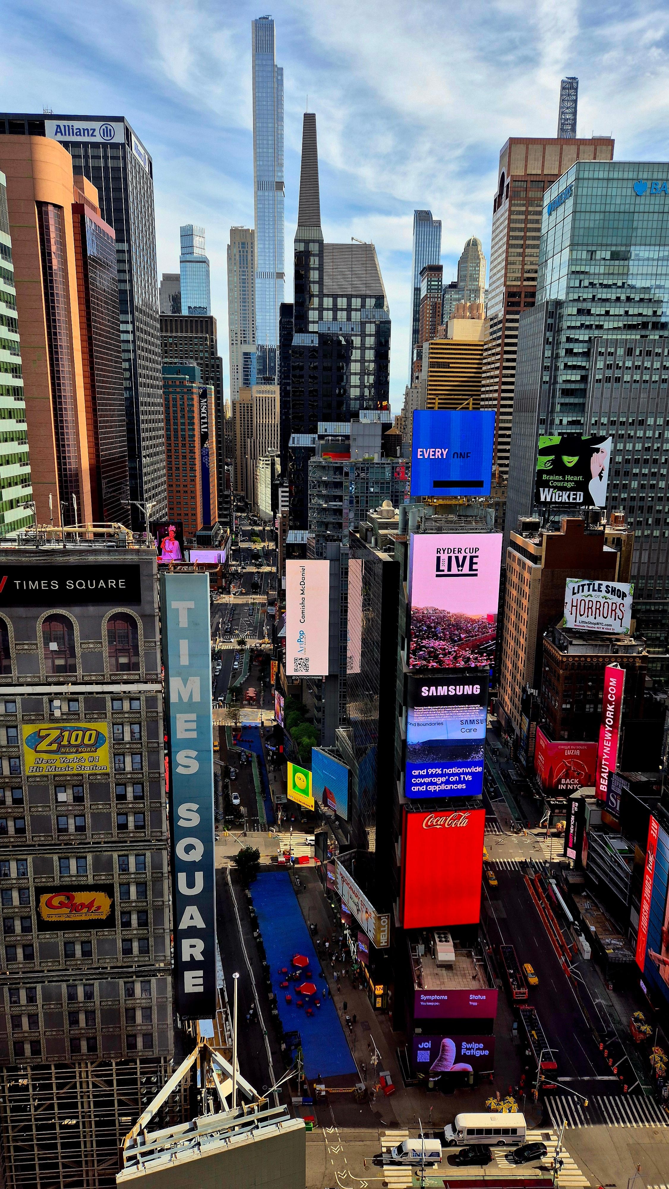 Utsikt fra hotellrommet i etg. 30