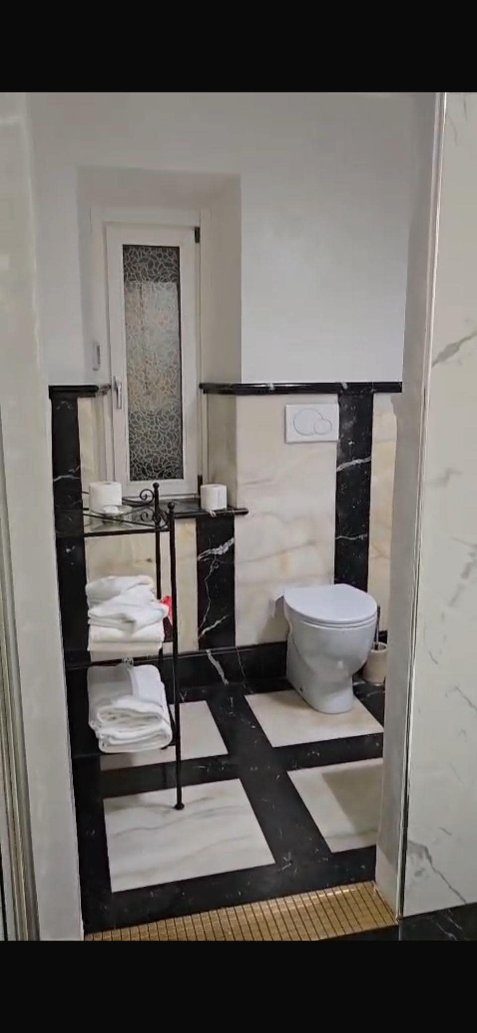 Beautiful bathroom and ours had a jacuzzi tub ad well which was quite the treat! 