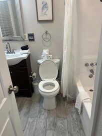 One of the 2nd floor bathrooms