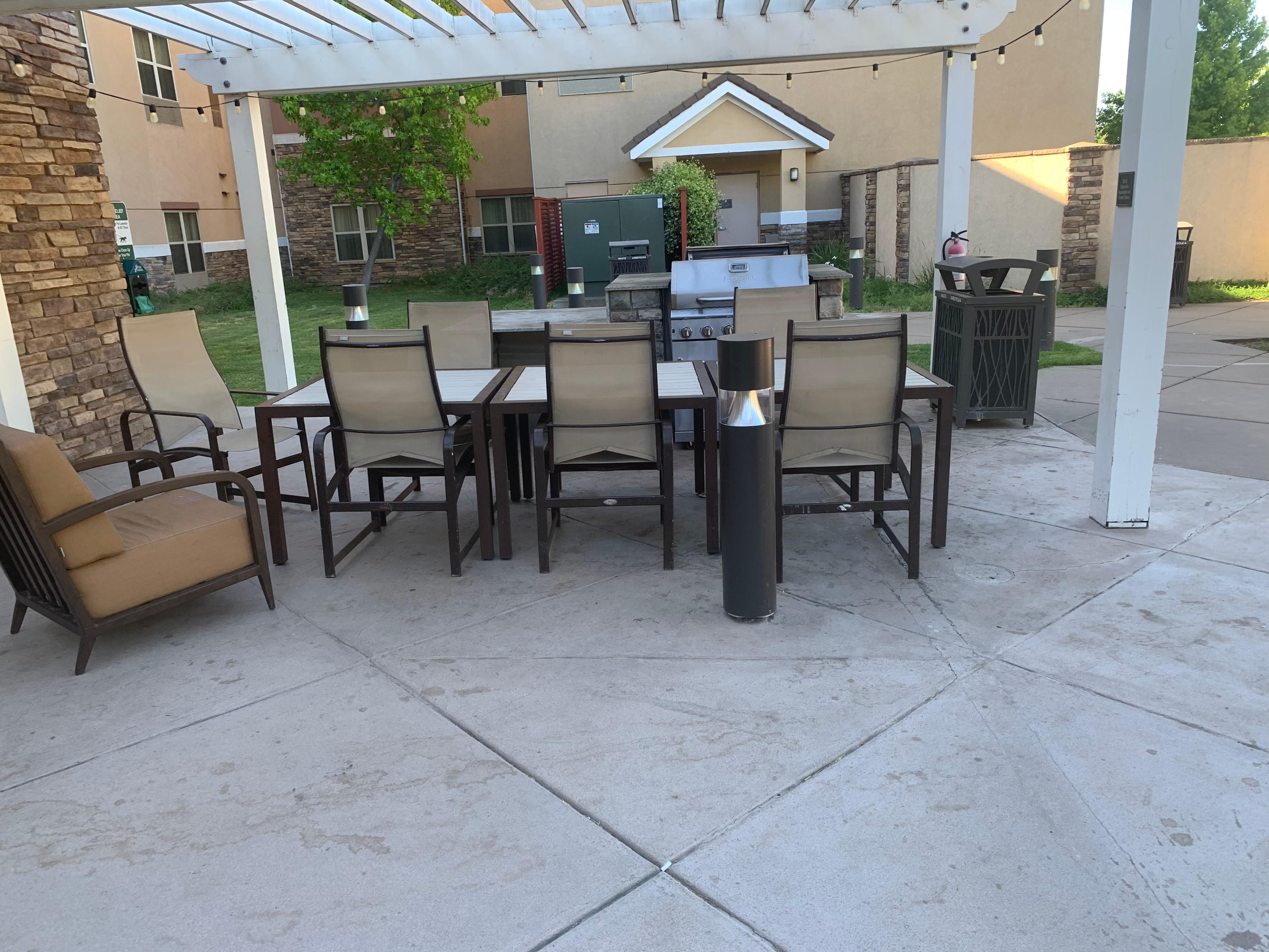 Patio not clear or appealing