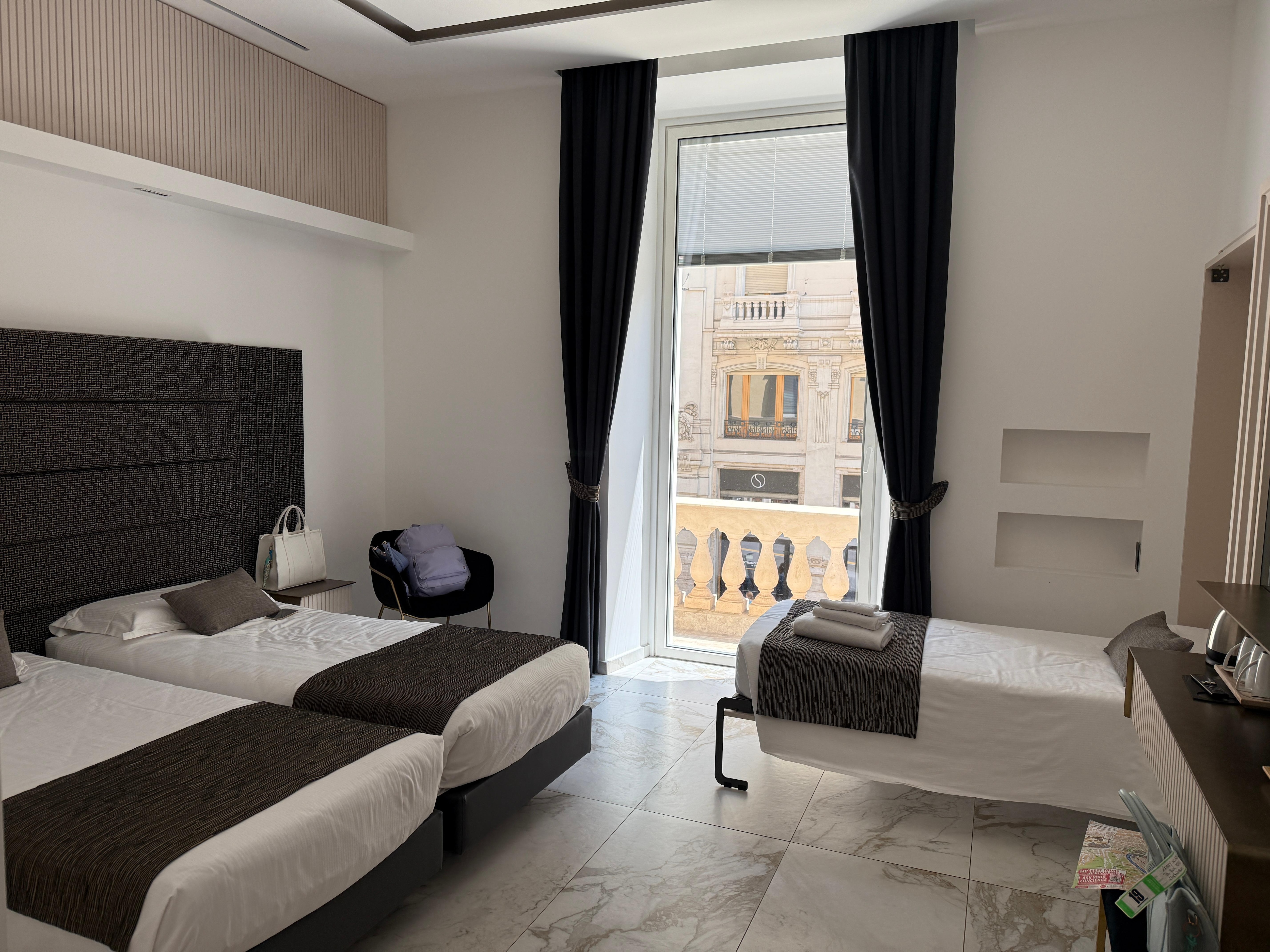 Triple room