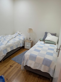 3rd bedroom (note this one doesn't have windows)