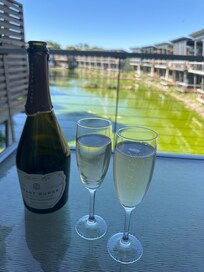 Balcony wine o’clock
