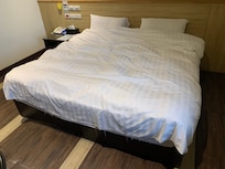 很好睡的床,不會很軟(中等)枕頭硬度很好睡