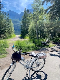 Electric bike trip to Banff awesome day beautiful views