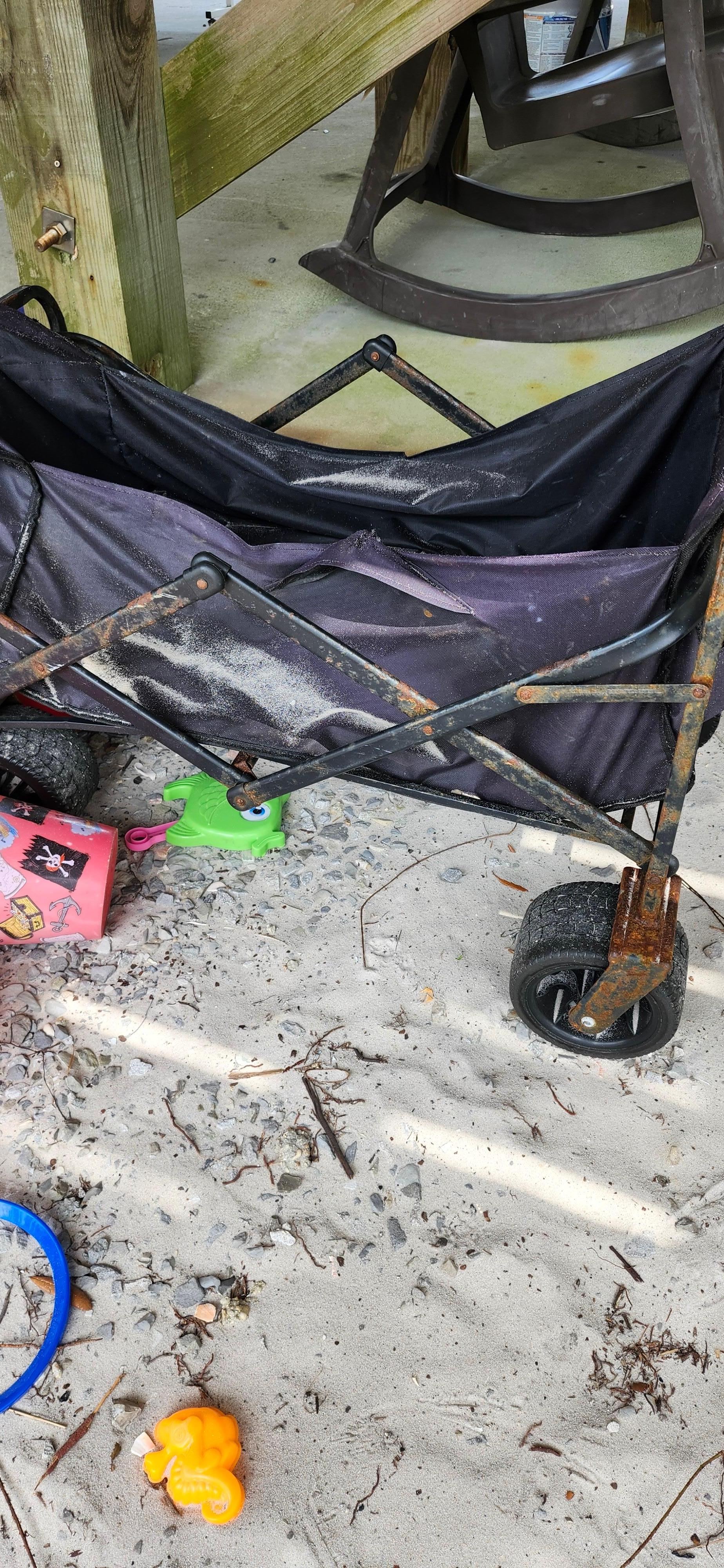 Rusted beach wagon