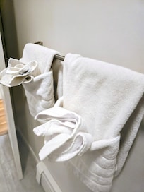 Hotel style presentation of luxury towels.