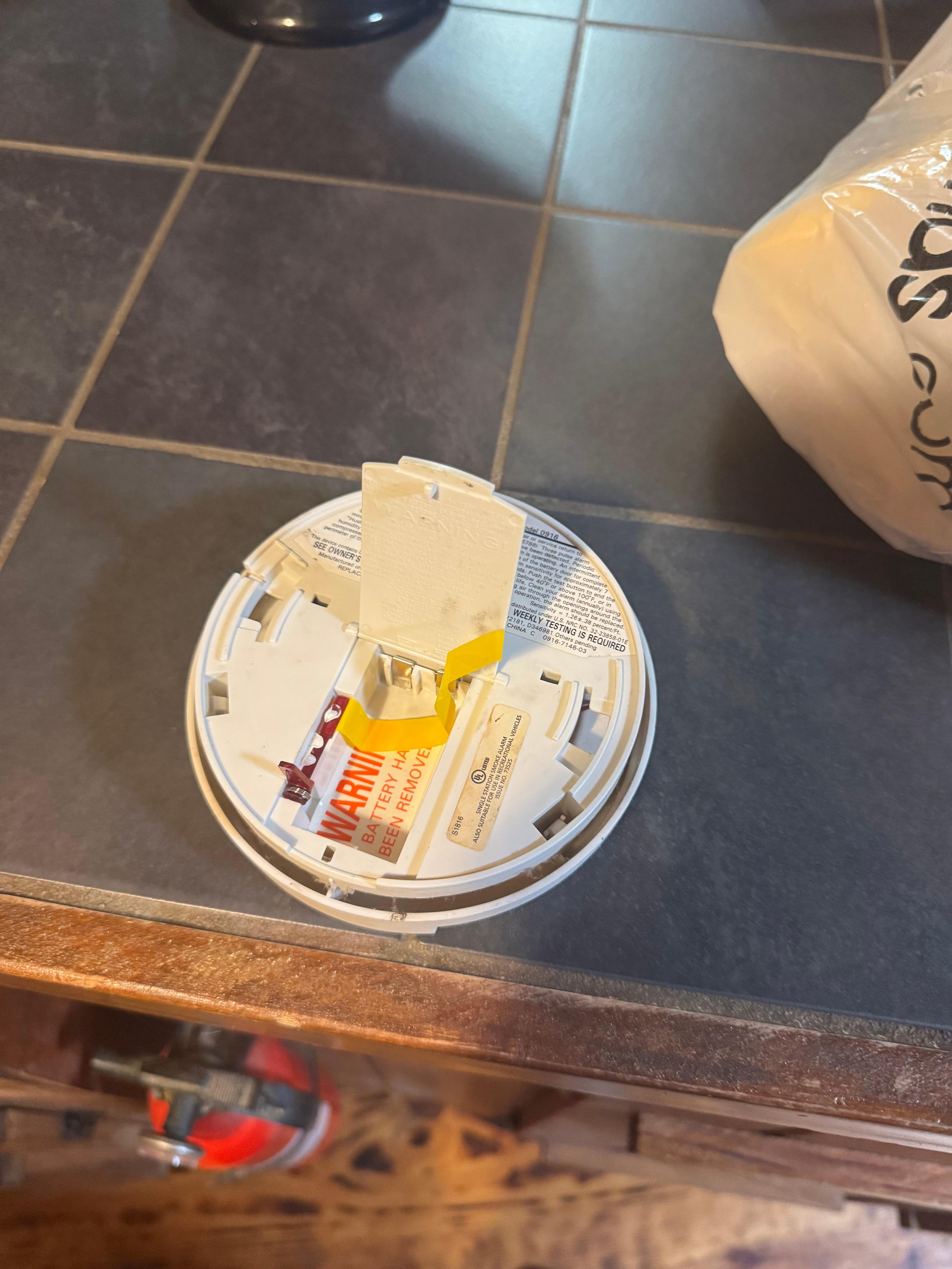 Non working smoke alarm 