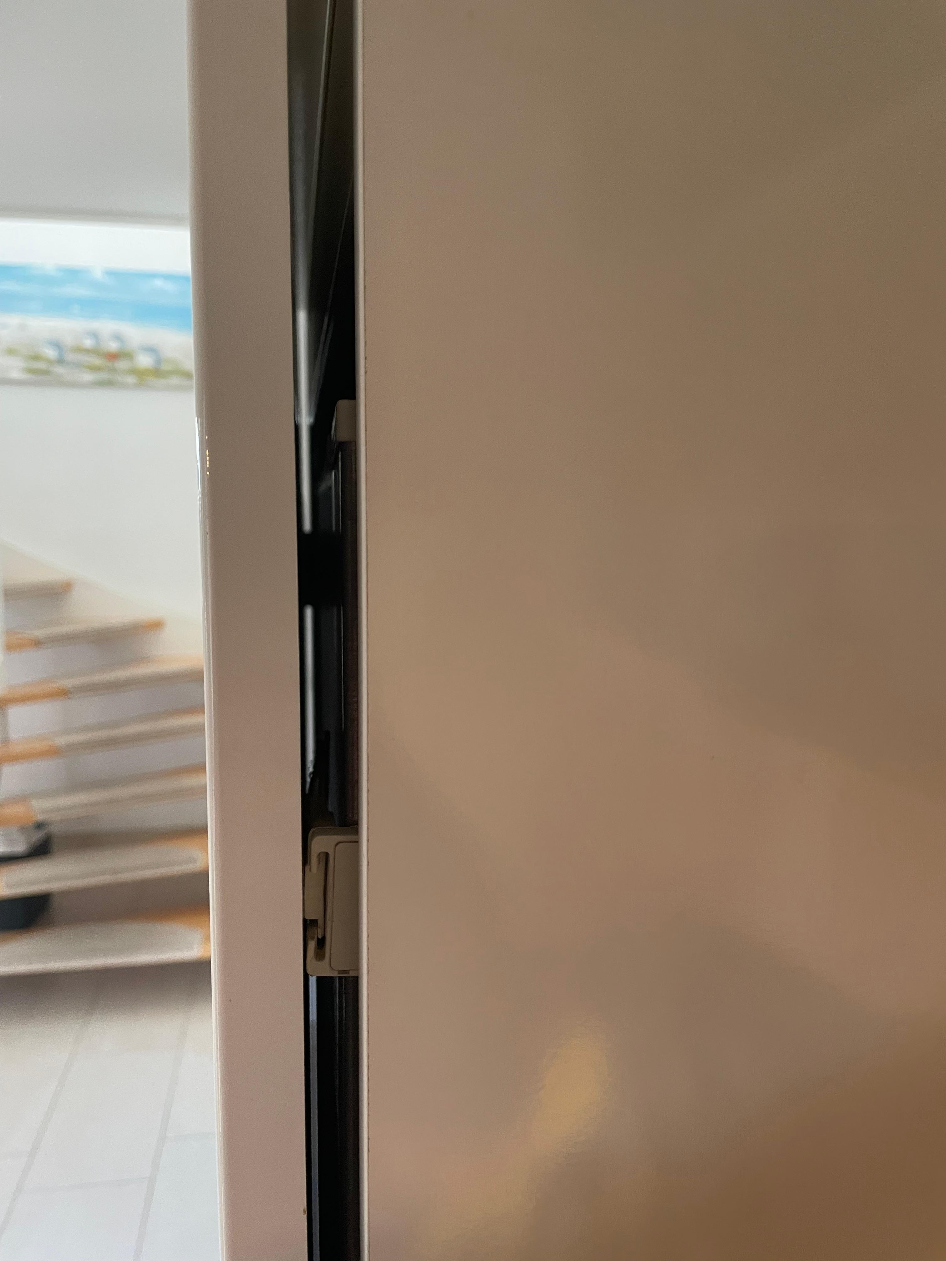 Kühlschrank der nicht schließt