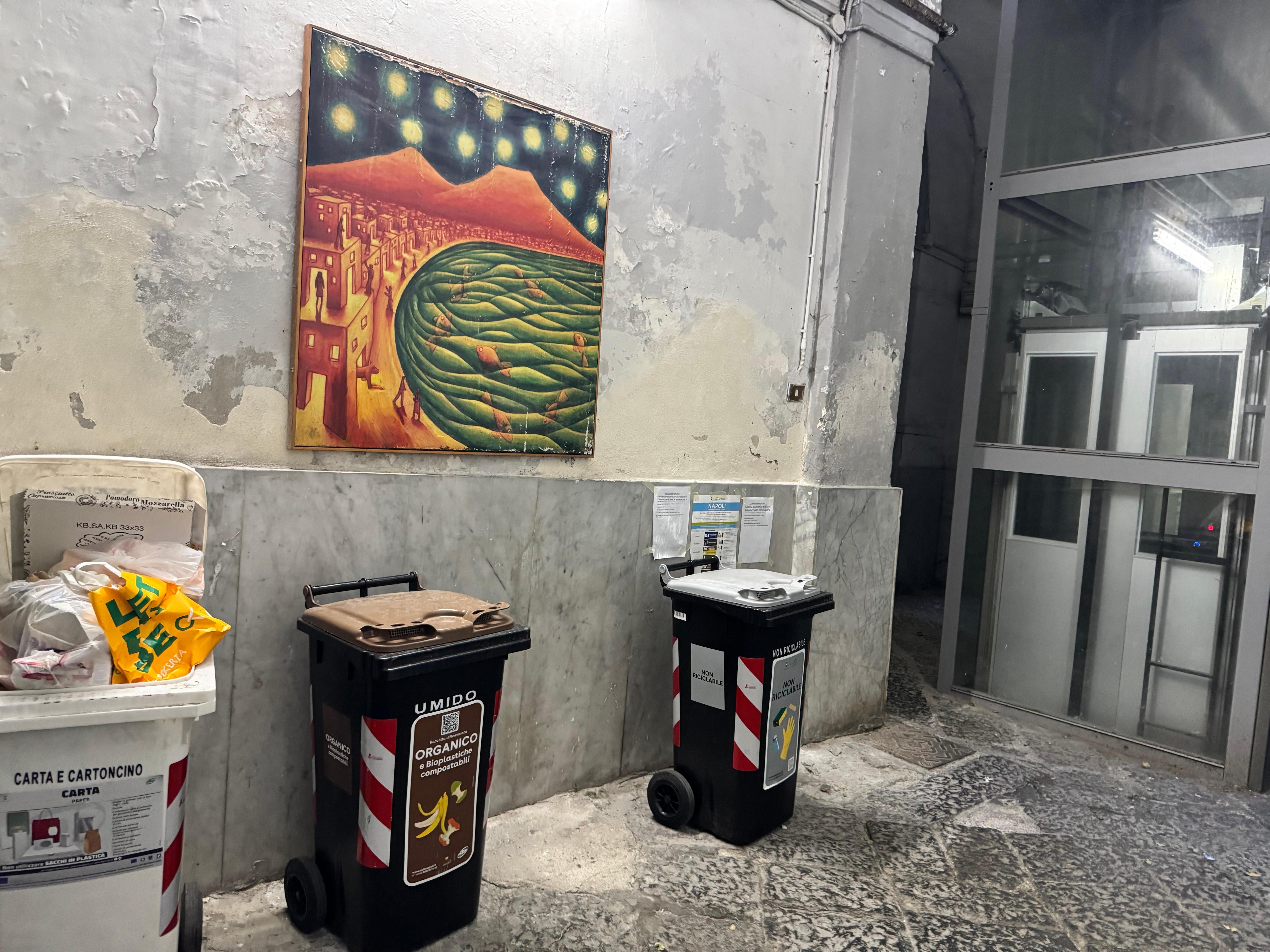 Entrance 
Rooms in first floor 