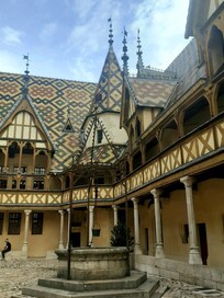 Hospital in Beaune nur