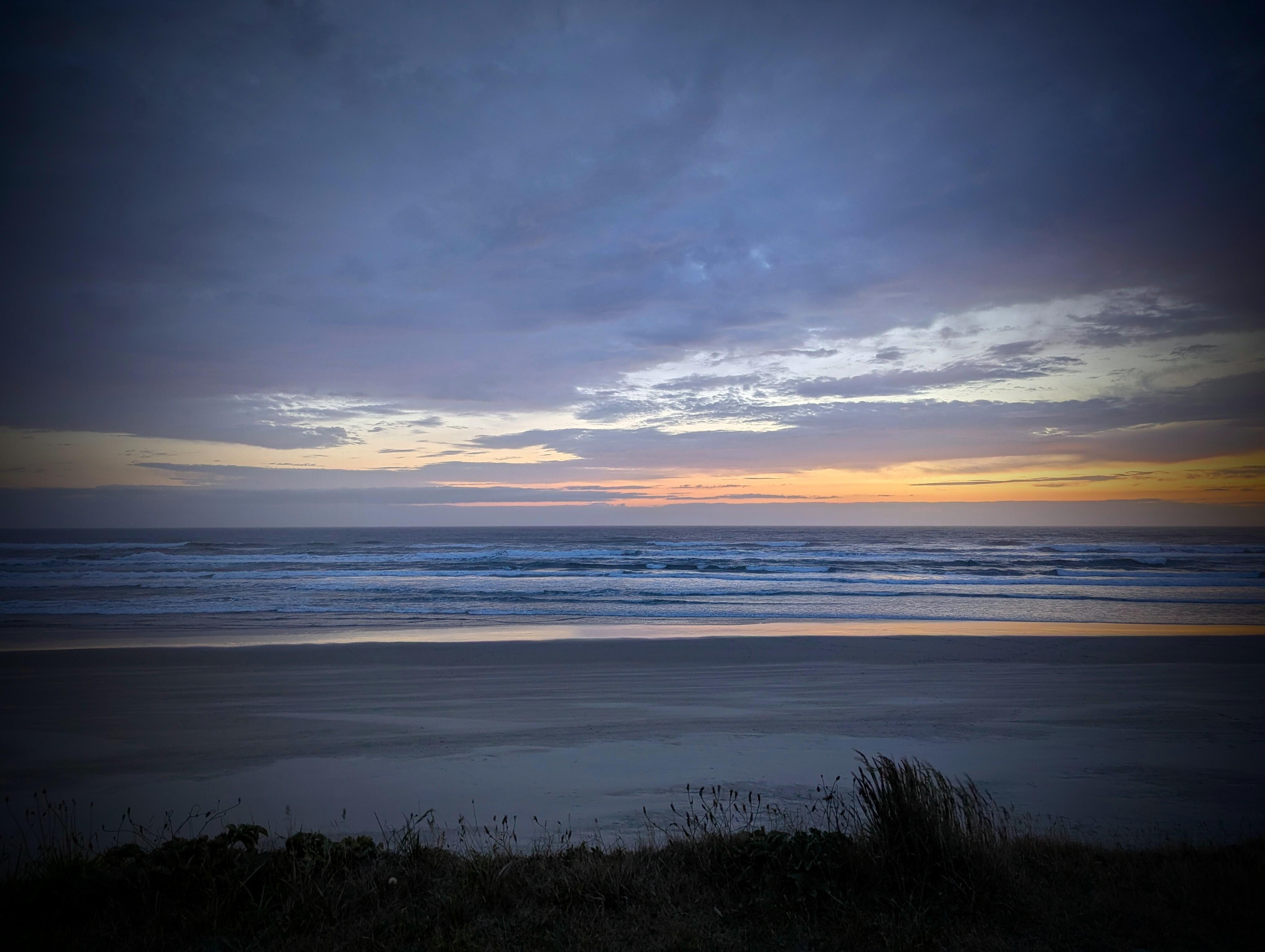 Tillicum Beach Motel Deane's Oceanfront Lodge view