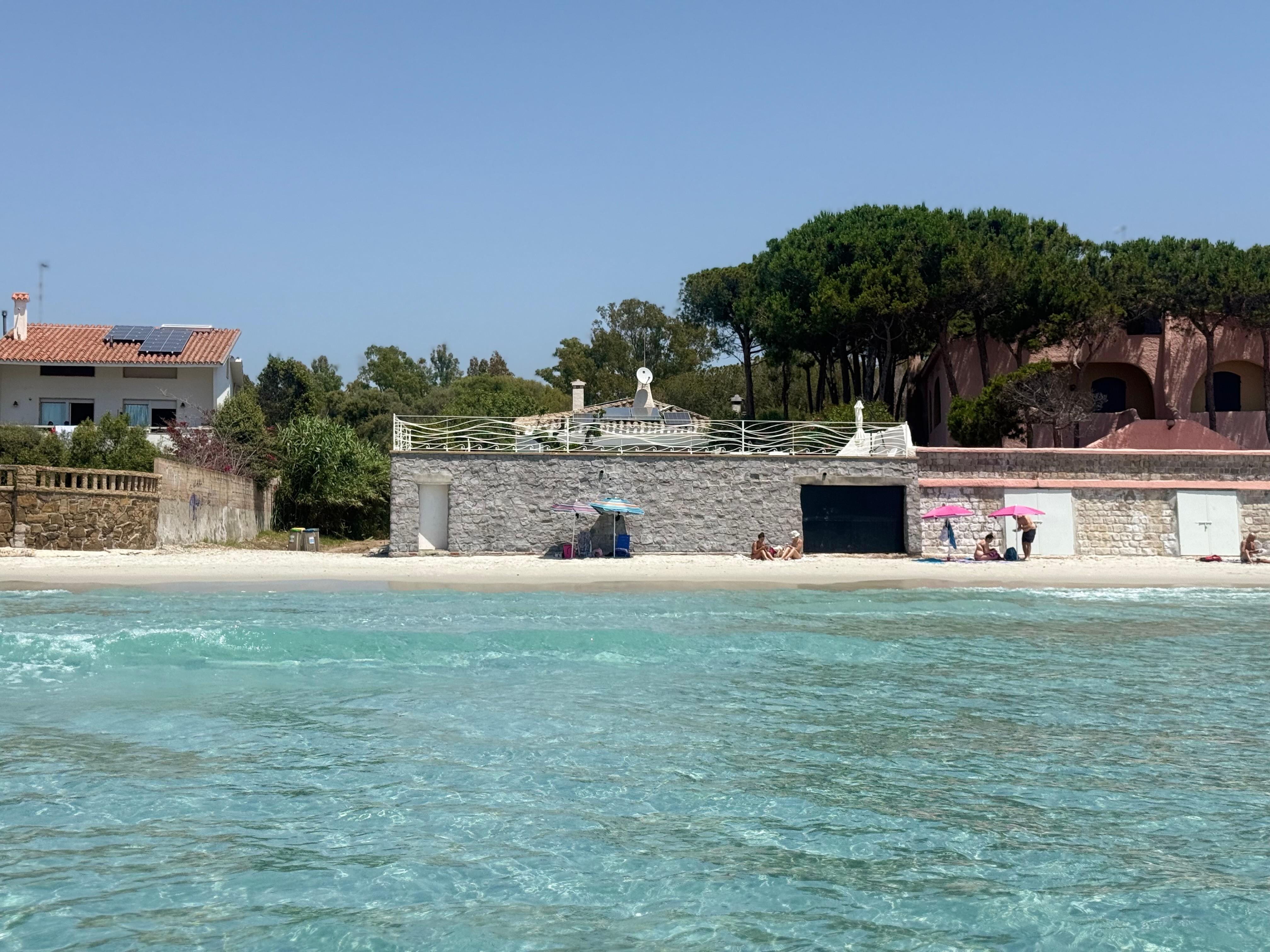 The villa from the sea with the white door to beach