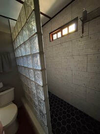 Clean showers/bathroom