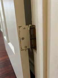 door falling off hinges