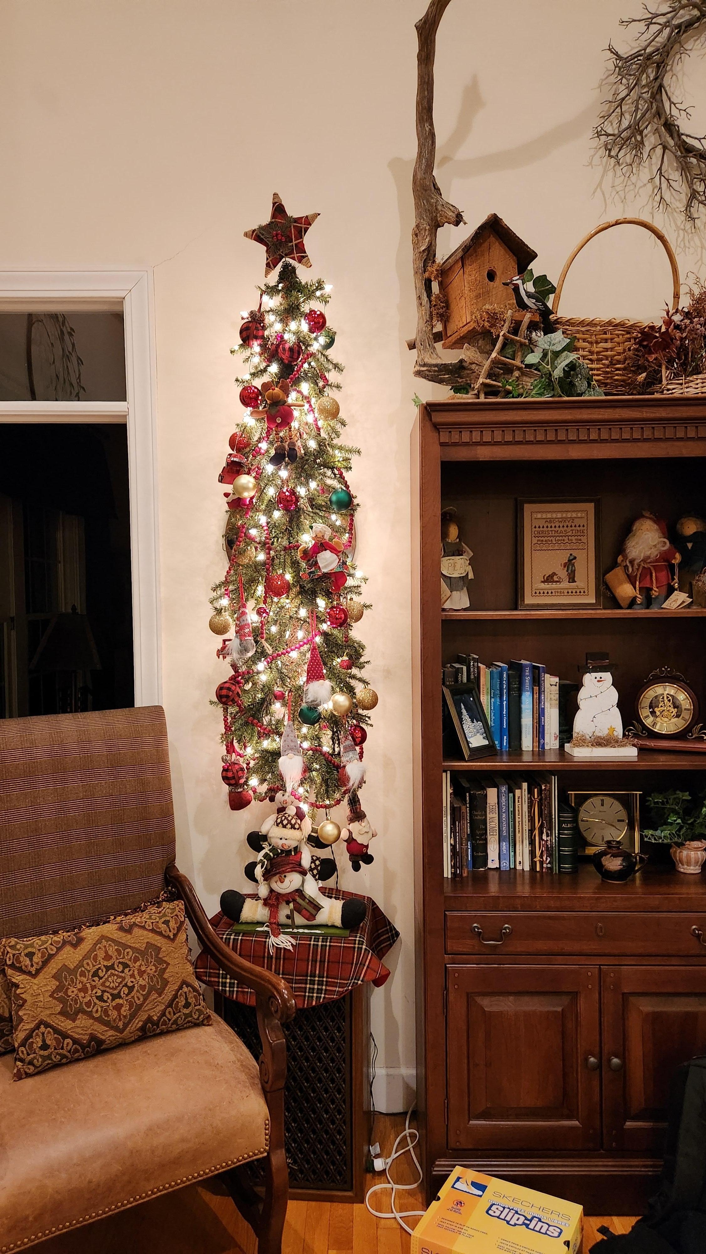 Loved the holiday decor. It added to our stay.