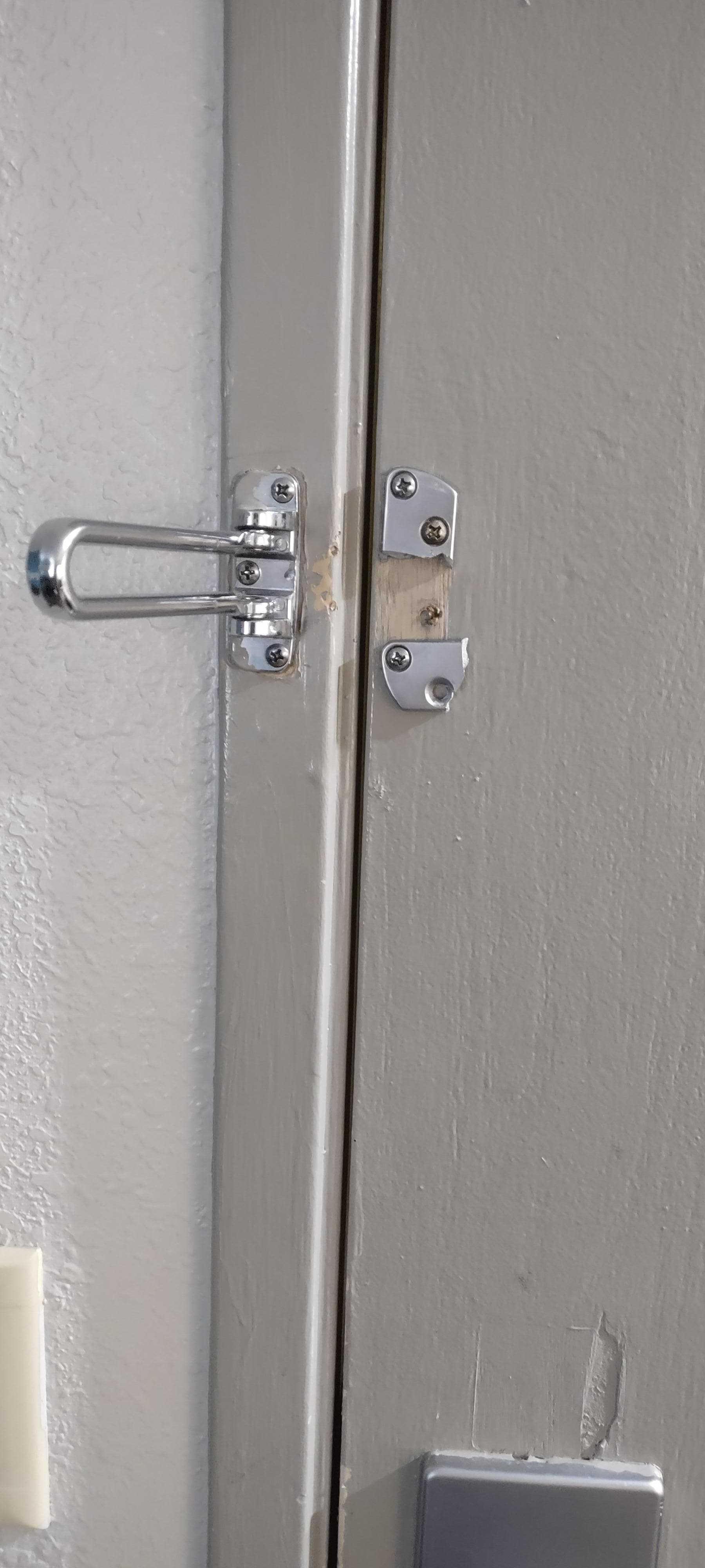 Broken security lock