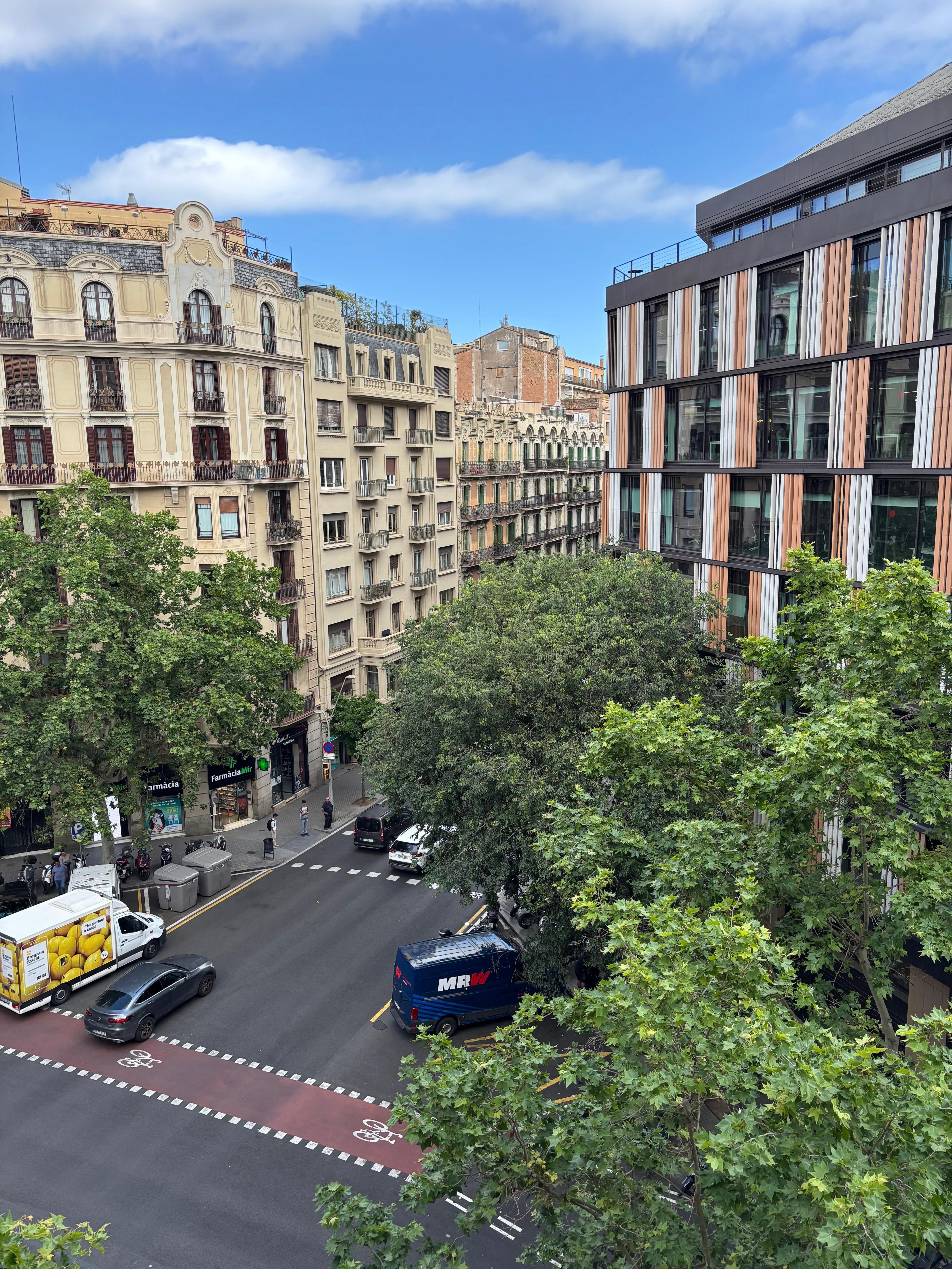 Same view - great location
